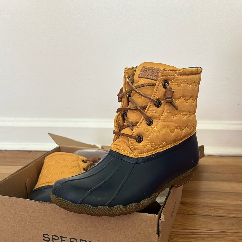 Sperry duck boots!